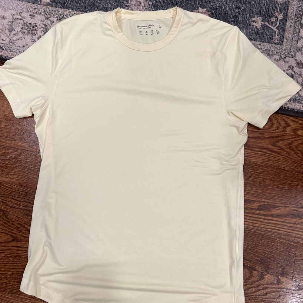 Men’s Abercrombie Air Knit Shirt